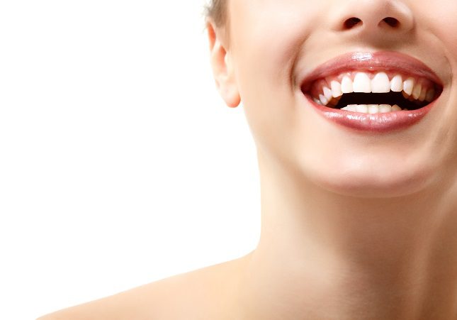 Giovanni Arenas - Cómo cuidar tus dientes y tu boca